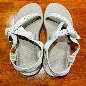 Chaco Women’s Z/Cloud Sandals - W 8